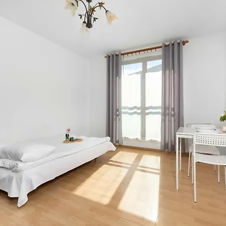Funkcjonalny Apartament Z Balkonem Krakow Dworska 1B By Heyrent Appartamento Cracovia