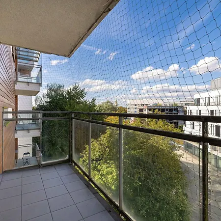 Funkcjonalny Apartament Z Balkonem Krakow Dworska 1B By Heyrent * Cracovia